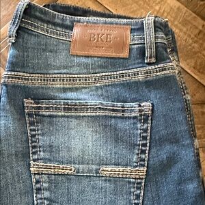 BKE Men's Dark Blue Relaxed Denim Jeans with Leather Patch